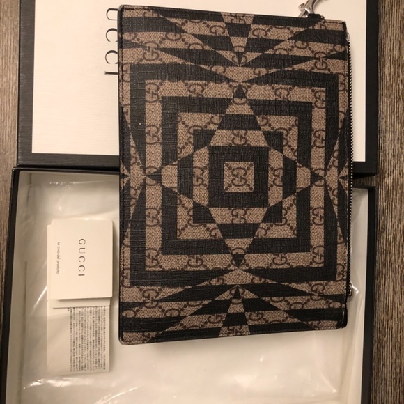 Gucci small clutch - Picture 4 of 4